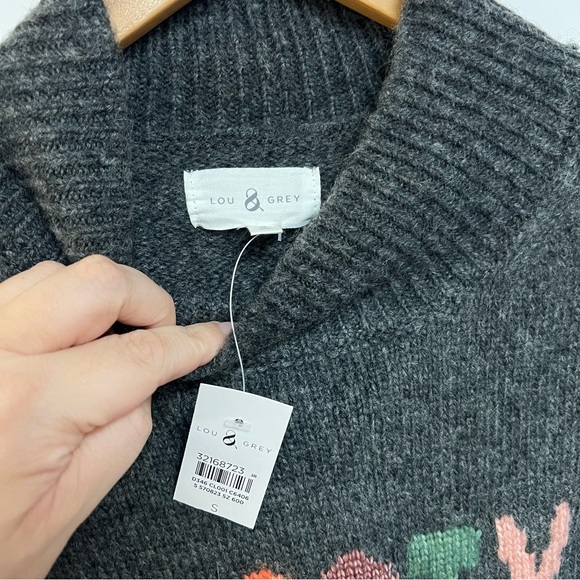 NWT Lou & Grey Party Animal Graphic Sweater Charcoal Gray Rainbow Pullover Small - Picture 7 of 10